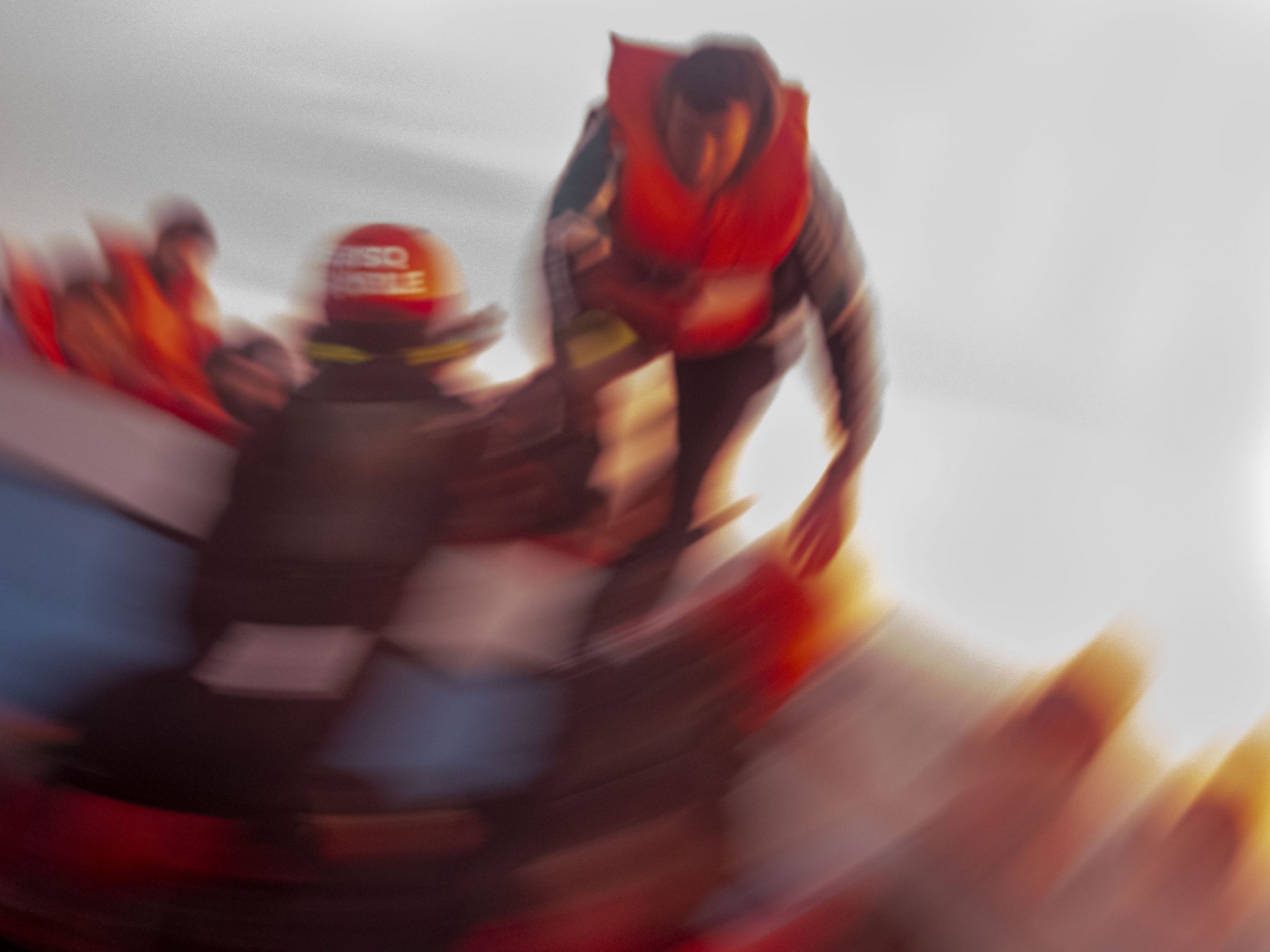 Am 06.01.25 wurde gegen 0300 eine Nachricht von Alarmphone erhalten. Um 0600 kam ResQ people am Einsatzort an und rückte mit ihren beiden Schnellbooten aus. Um 0730 sind alle Menschen aus dem Boot in Not an Bord des Mutteschiffs gelangt. Ein Kind mehrere Jungendliche. Insgesamt .... Menschen